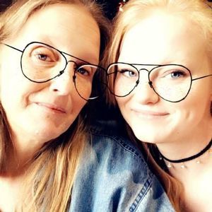 Meet your Posher, Shari